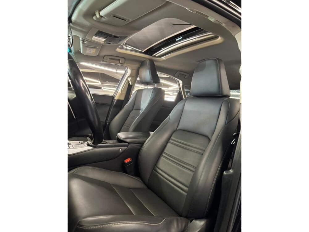 Lexus NX 200T