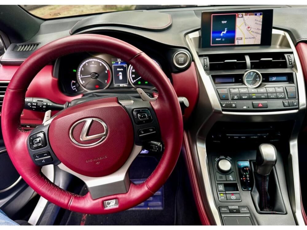 Lexus NX 200T