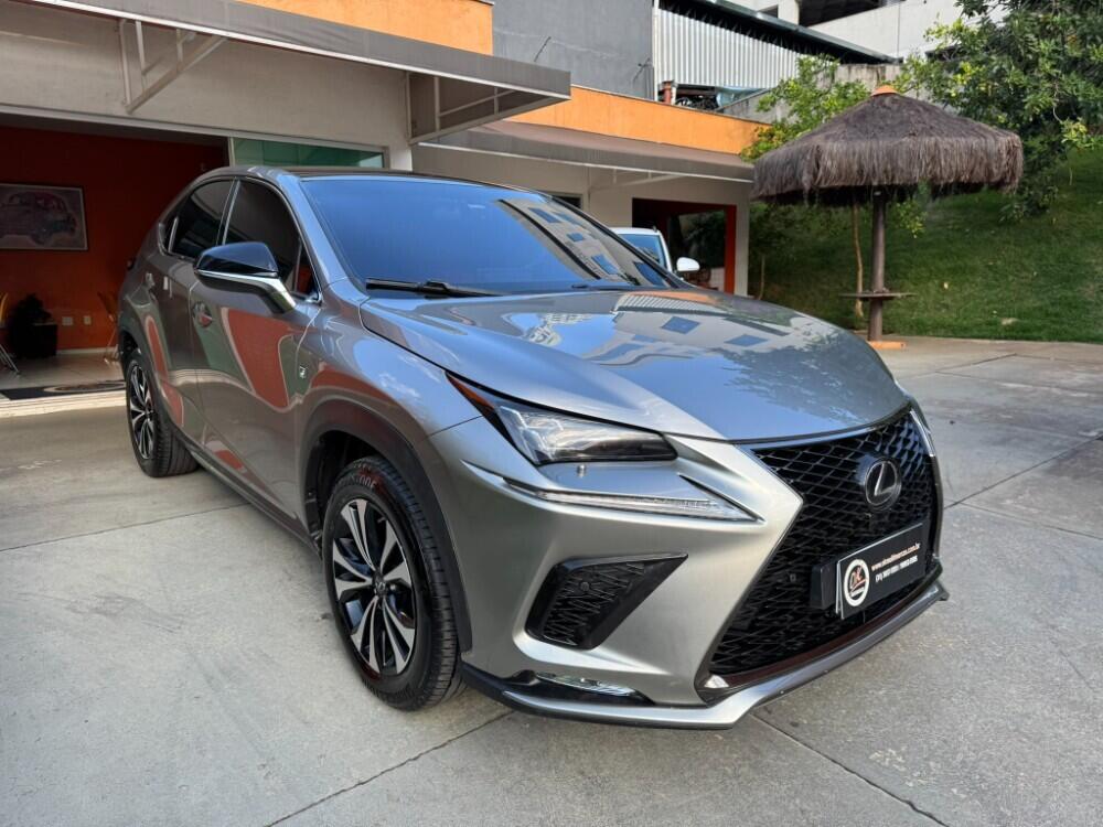 Lexus NX 300