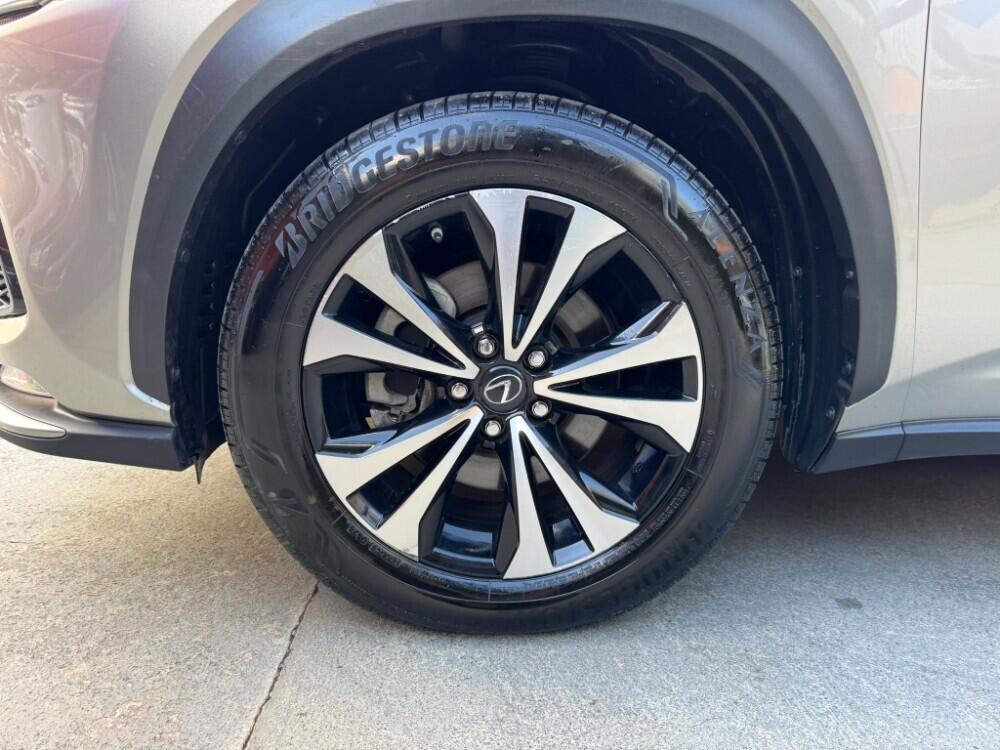 Lexus NX 300