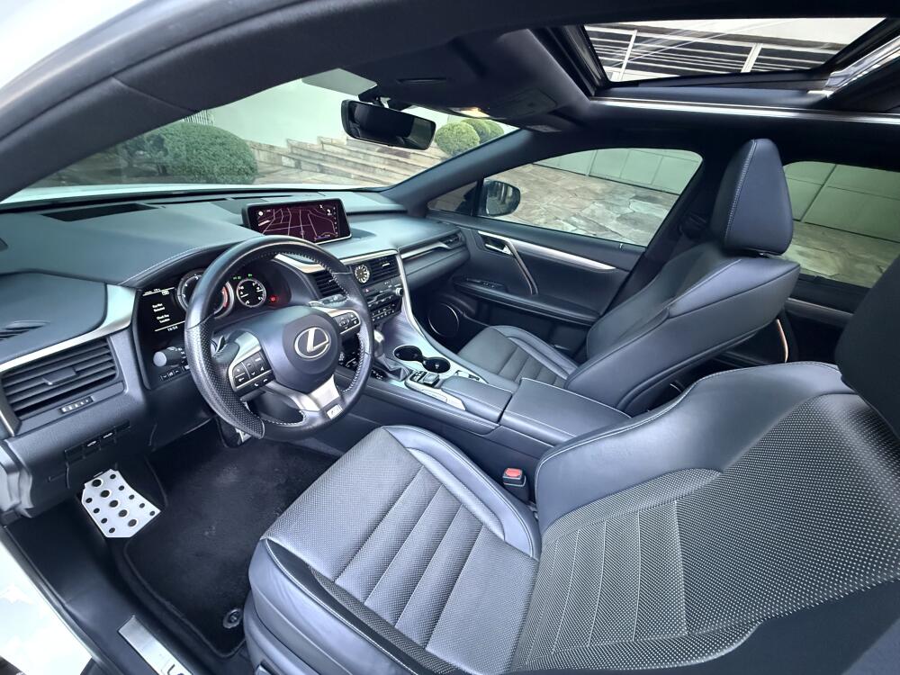 Lexus NX 300