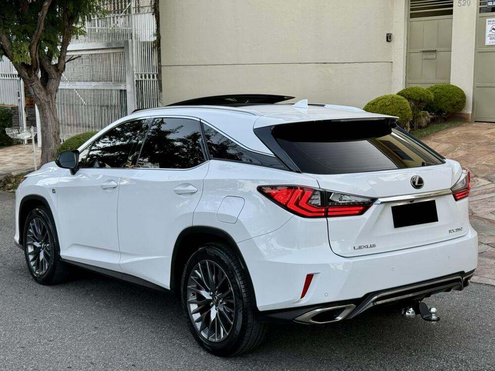 Lexus NX 300