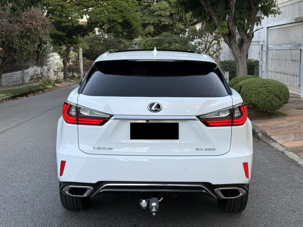 Lexus NX 300