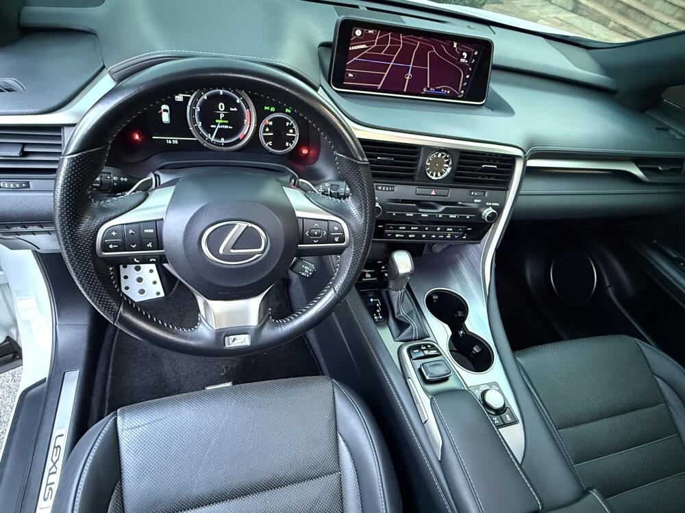 Lexus NX 300
