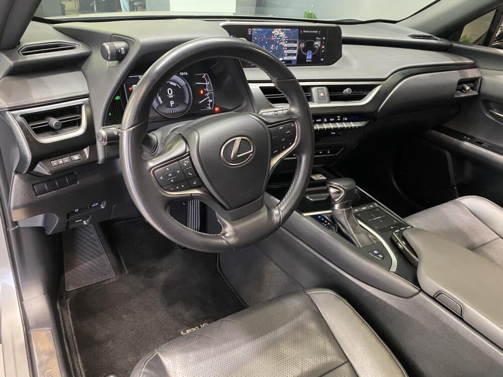 Lexus UX 250H