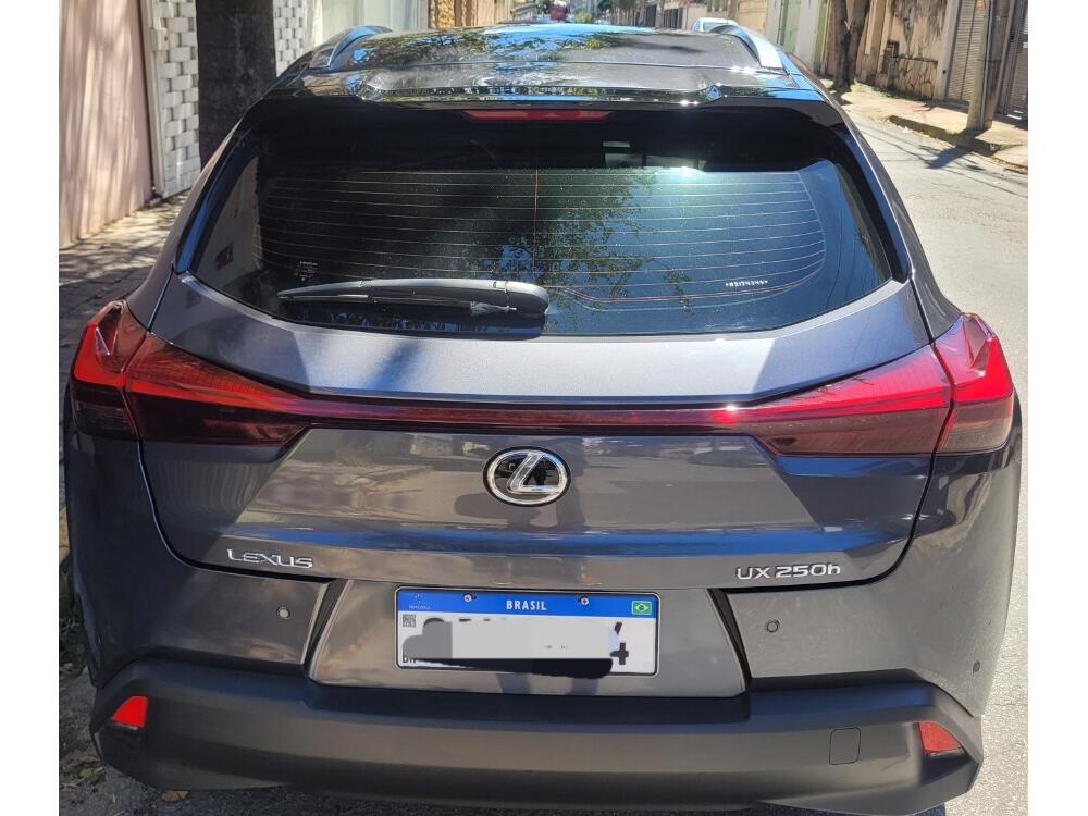 Lexus UX 250H