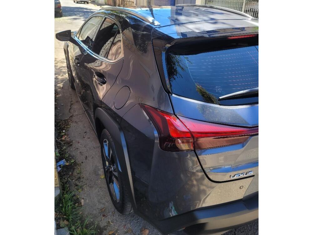 Lexus UX 250H