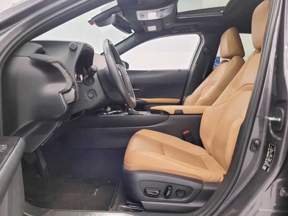 Lexus UX 250H