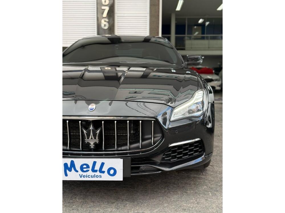 Maserati Quattroporte