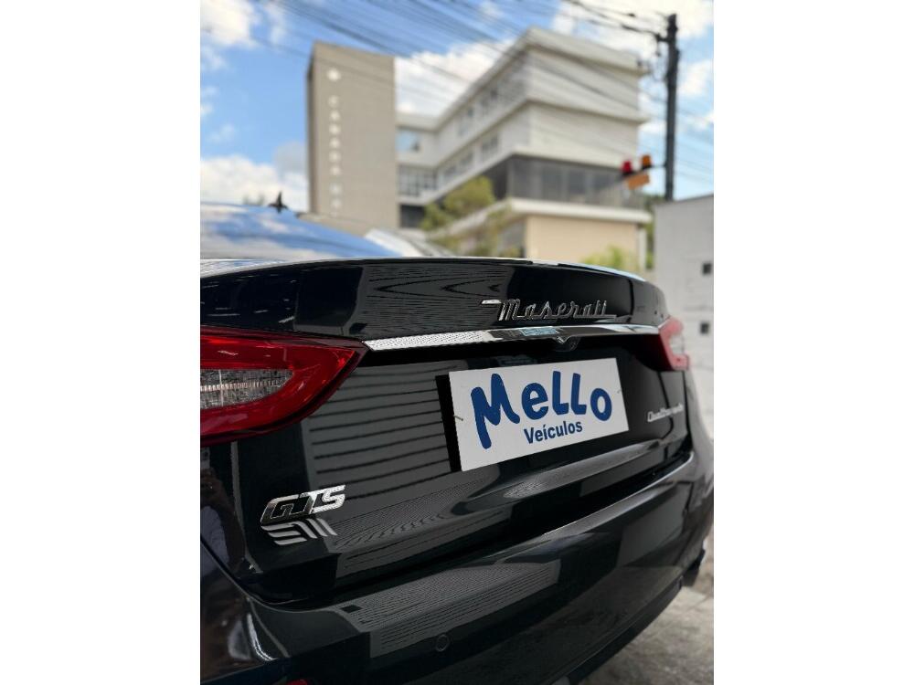Maserati Quattroporte