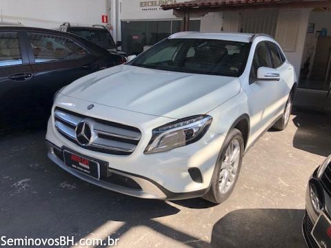 Mercedes Benz GLA 200 Mercedes Benz GLA 200