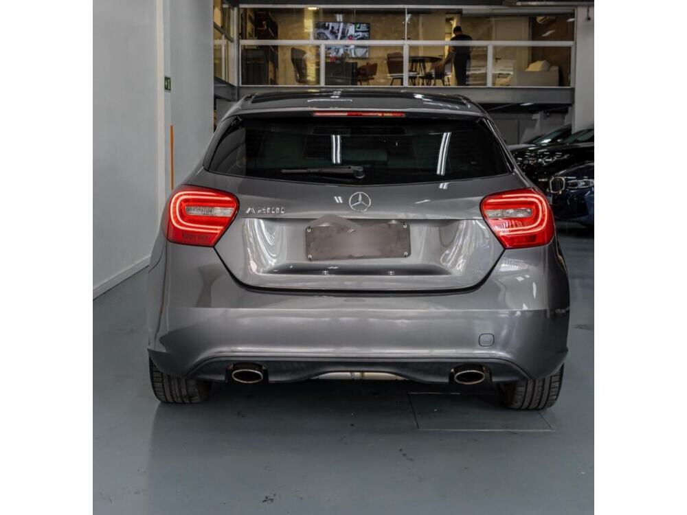 Mercedes Benz A 200