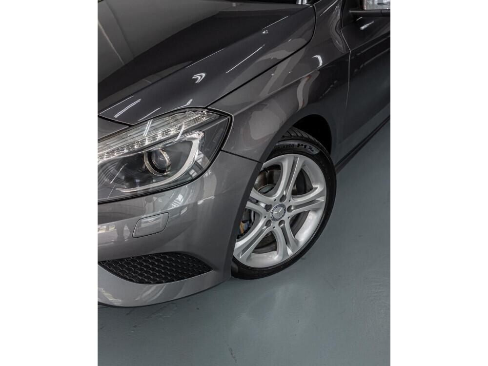 Mercedes Benz A 200