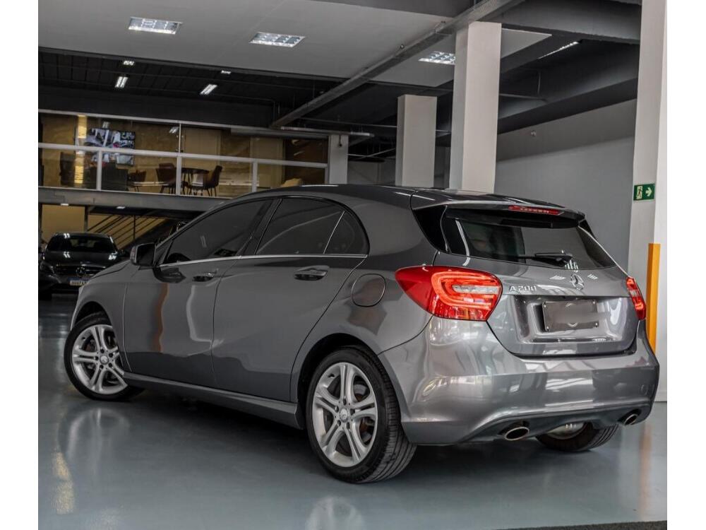 Mercedes Benz A 200