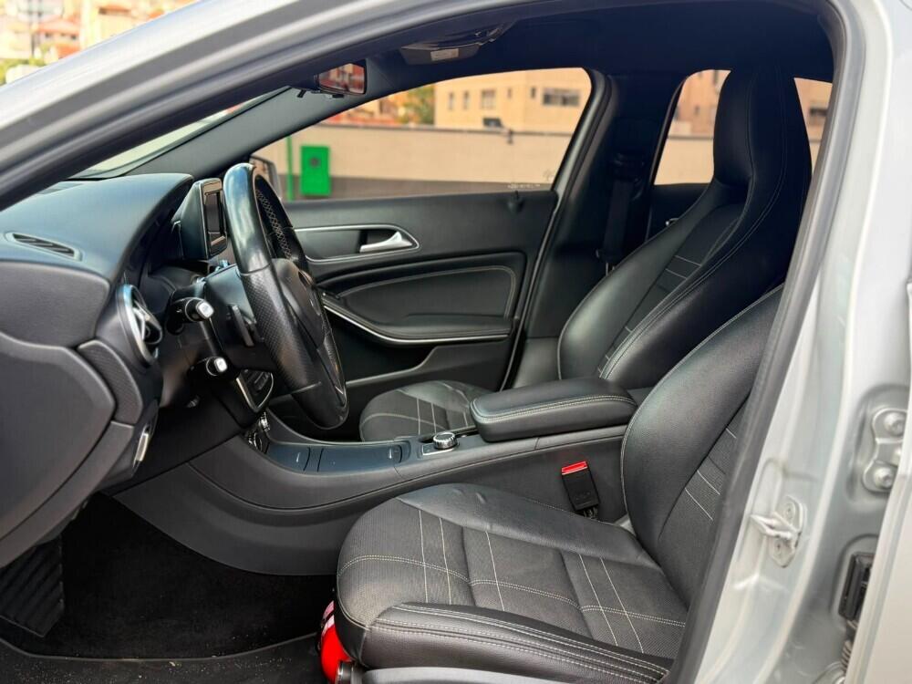 Mercedes Benz A 200