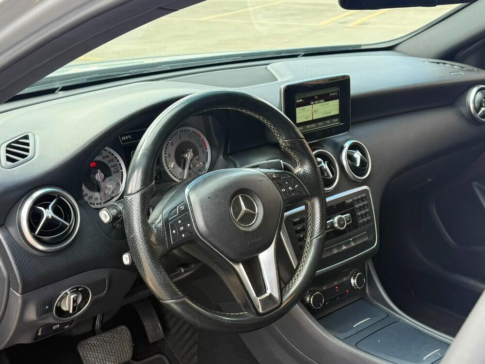 Mercedes Benz A 200