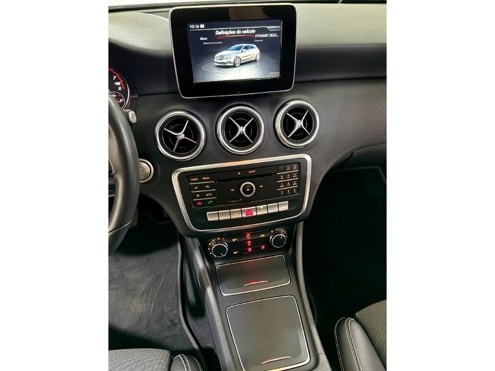 Mercedes Benz A 200