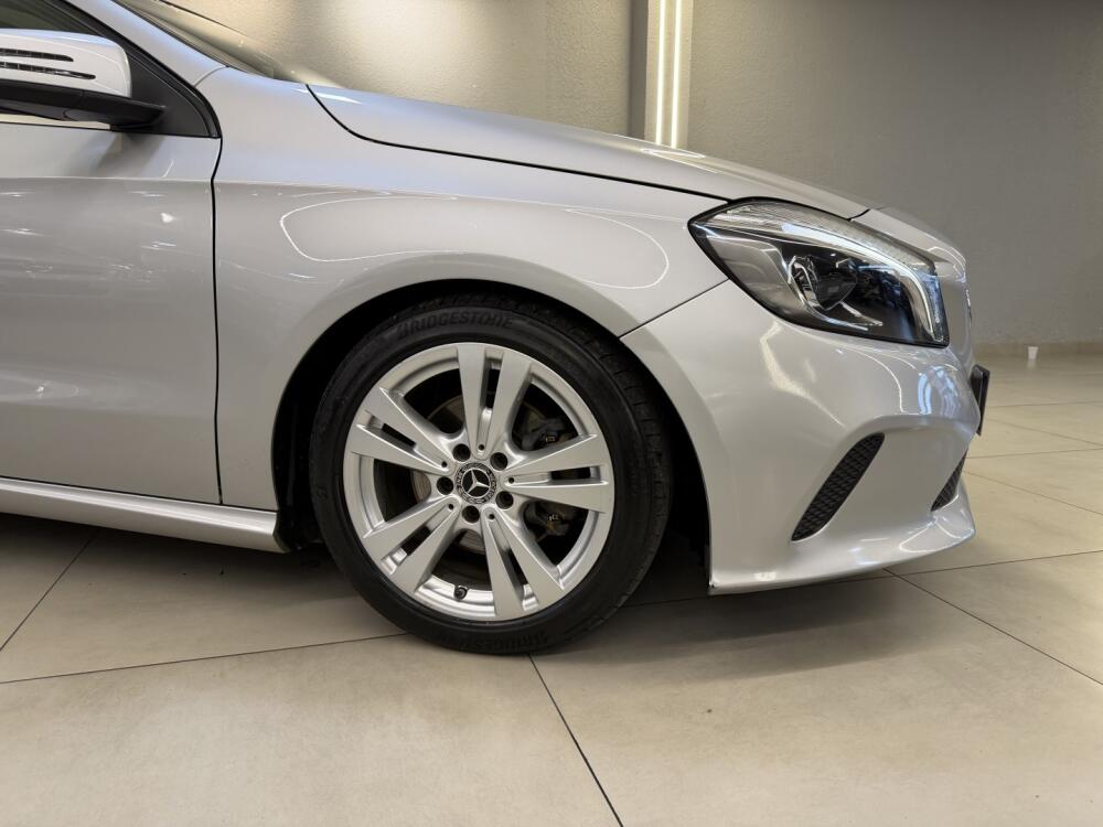 Mercedes Benz A 200