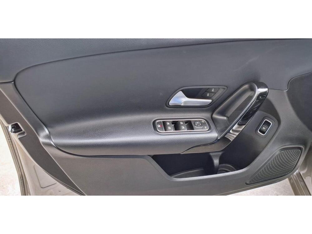 Mercedes Benz A 200