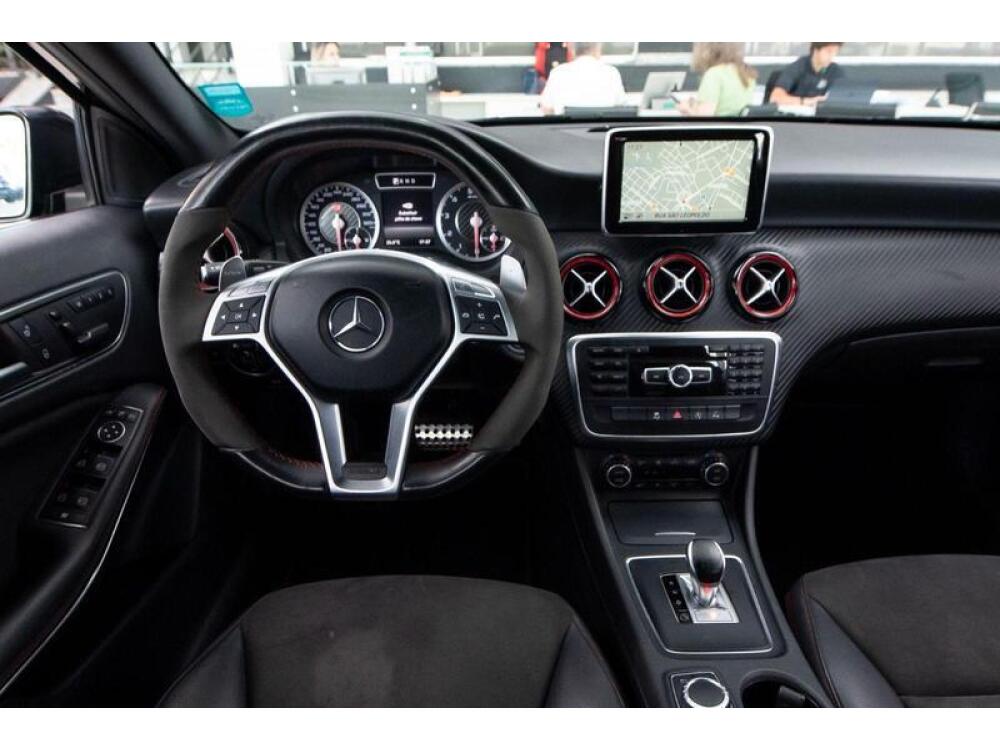 Mercedes Benz A 45 AMG
