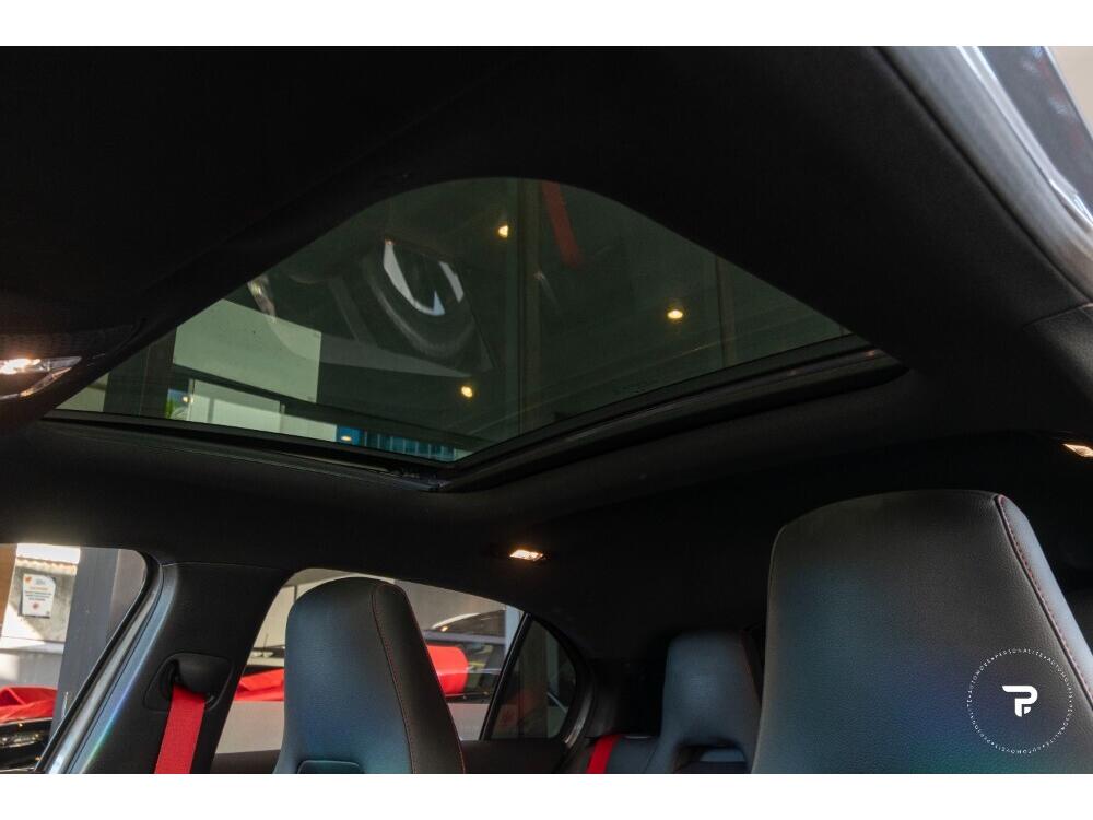 Mercedes Benz A 45 AMG
