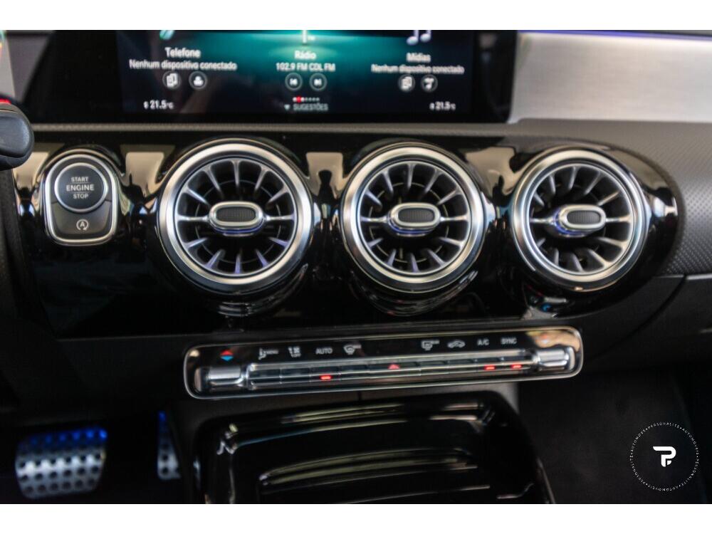 Mercedes Benz A 45 AMG