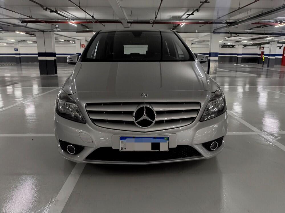 Mercedes-Benz B 200 1.5 16v B200CGI 2013