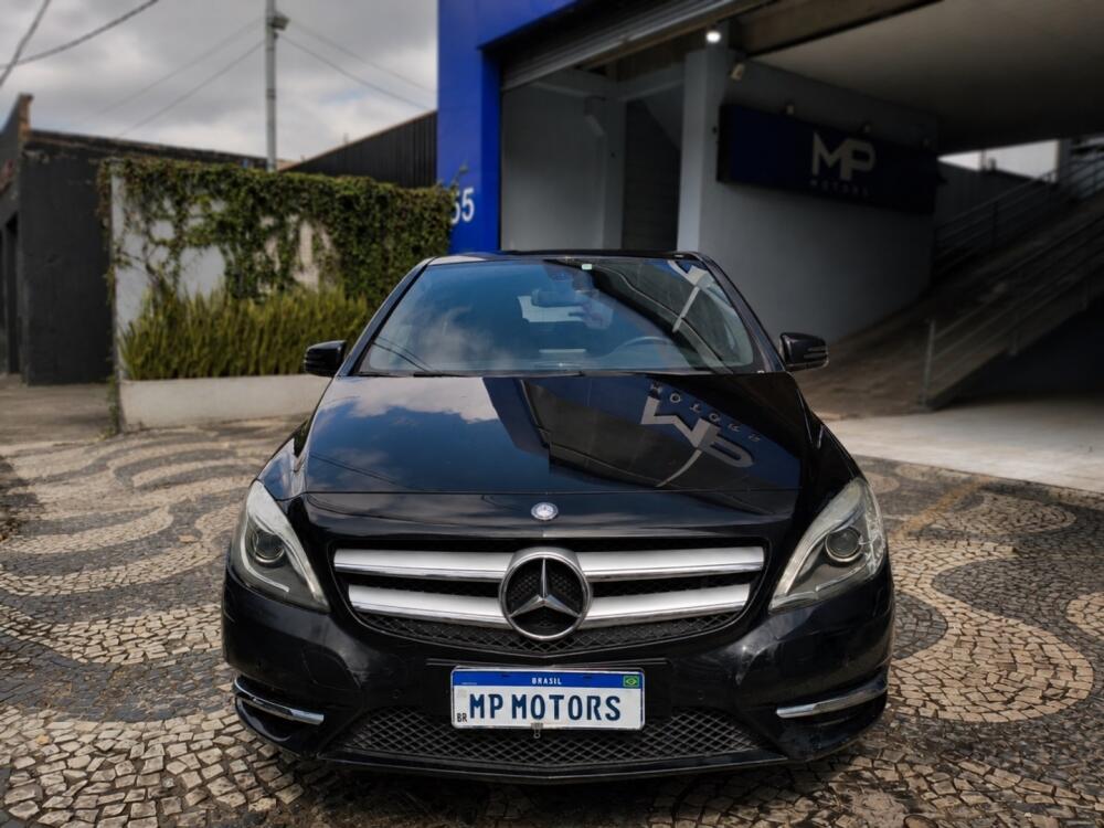Mercedes Benz B 200