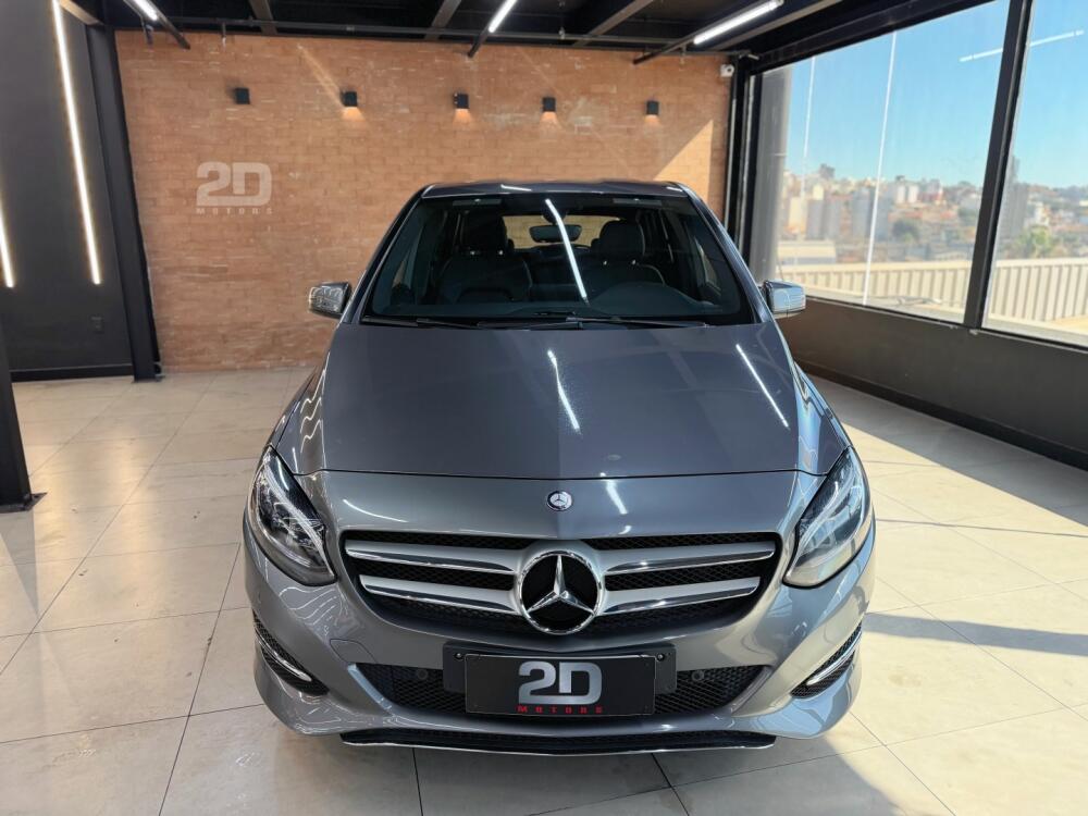 Mercedes Benz B 200