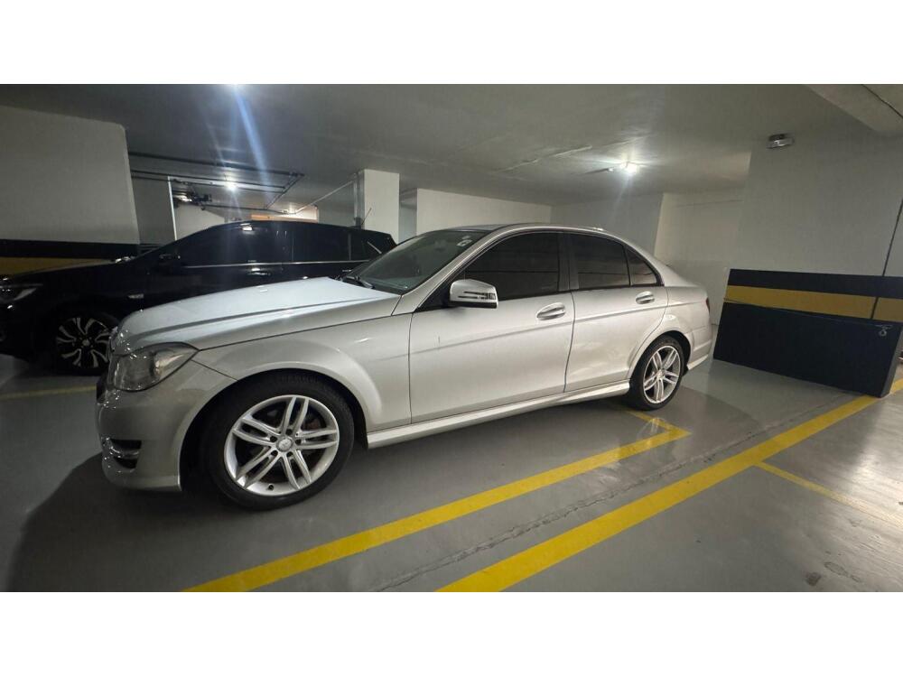 Mercedes-Benz C 180 C-180 CGI Classic 1.8 16V 156cv Aut. 2013