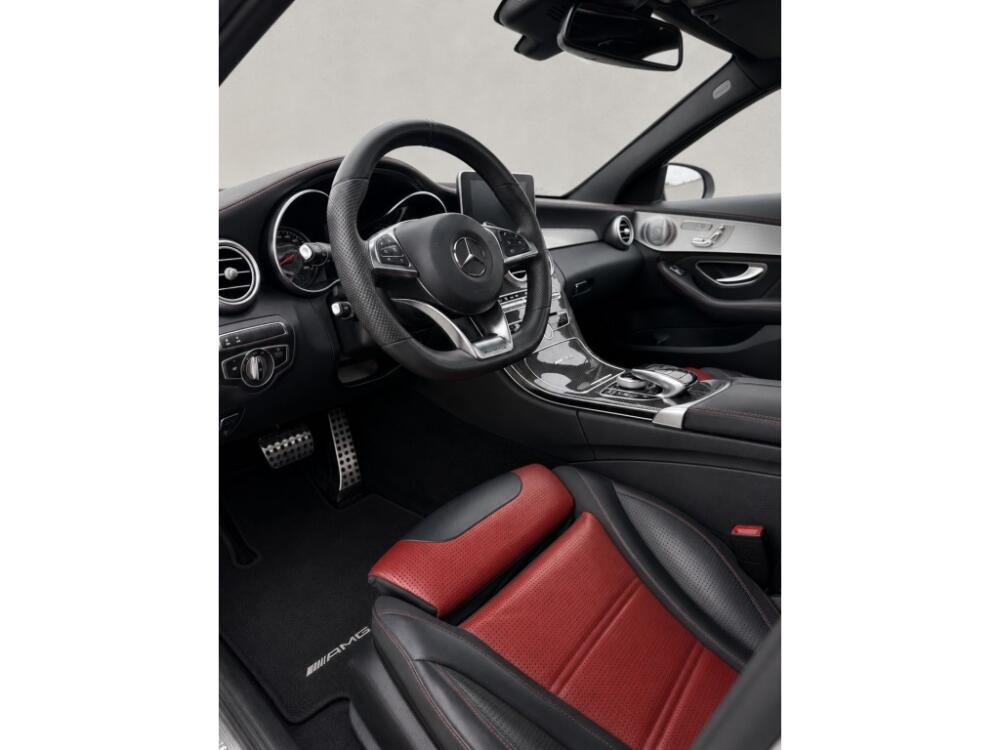 Mercedes Benz C 63 AMG