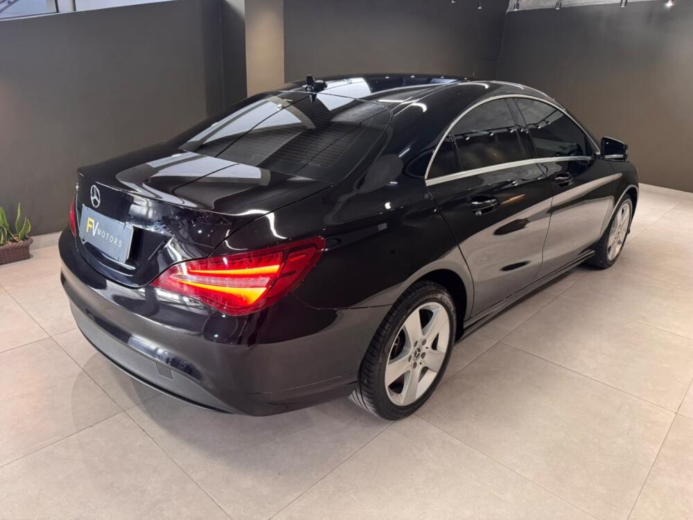 Mercedes Benz CLA 180