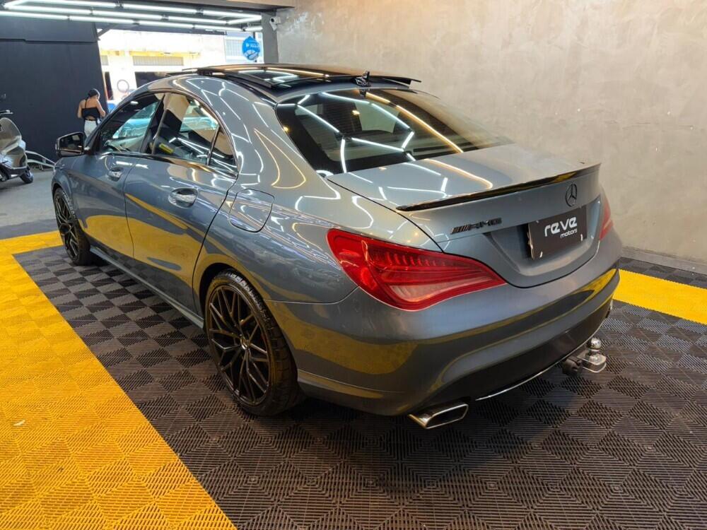 Mercedes Benz CLA 200