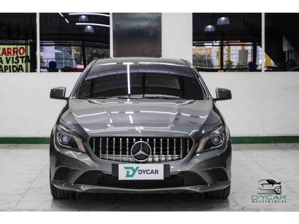 Mercedes Benz CLA 200