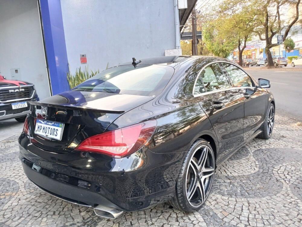 Mercedes Benz CLA 200