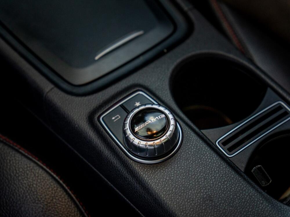 Mercedes Benz CLA 250