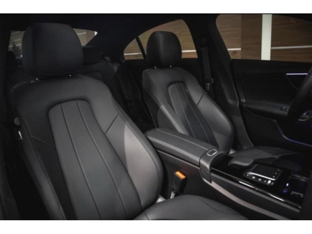 Mercedes Benz CLA 250