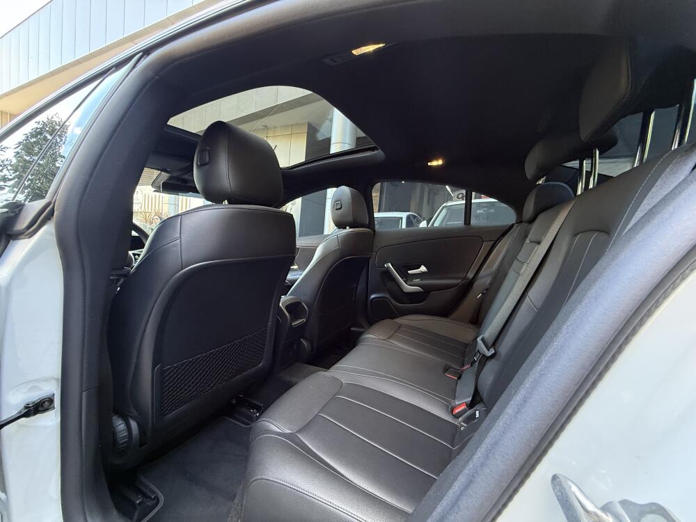 Mercedes Benz CLA 250