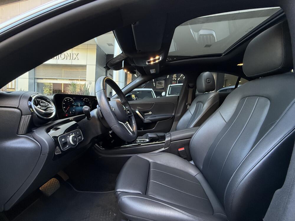 Mercedes Benz CLA 250