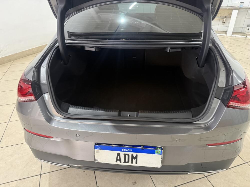 Mercedes Benz CLA 250