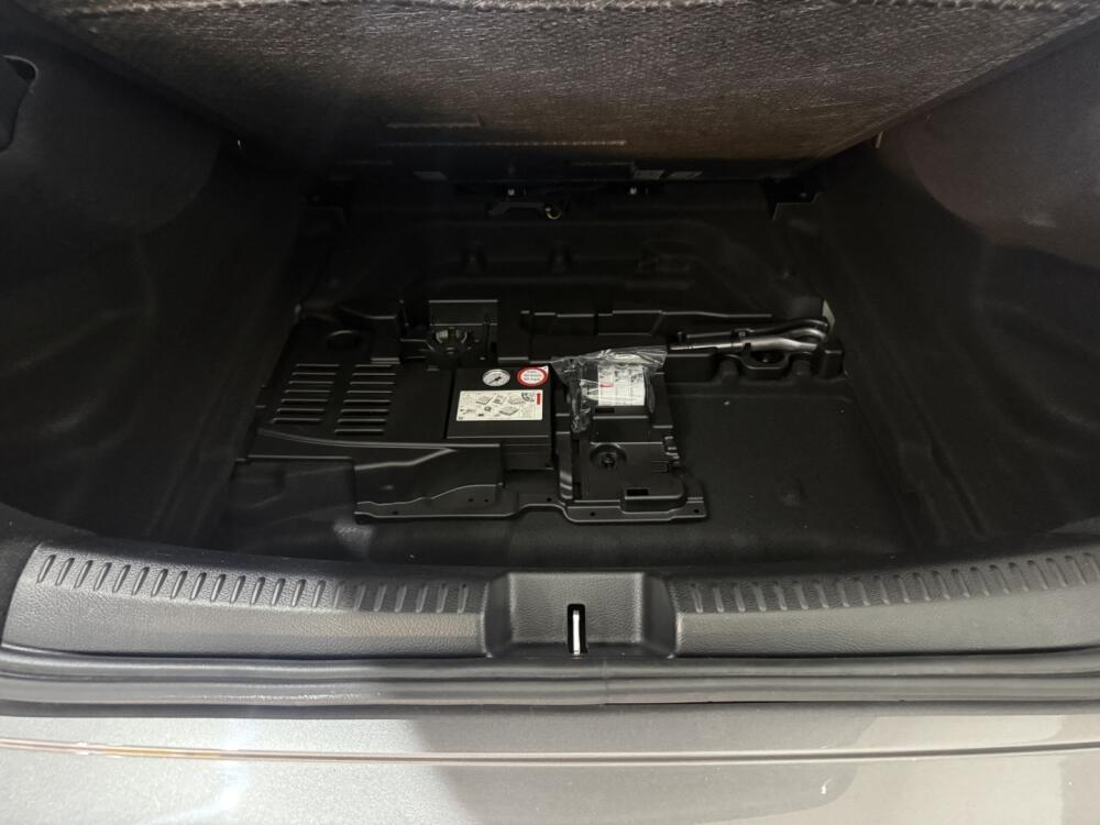 Mercedes Benz CLA 250