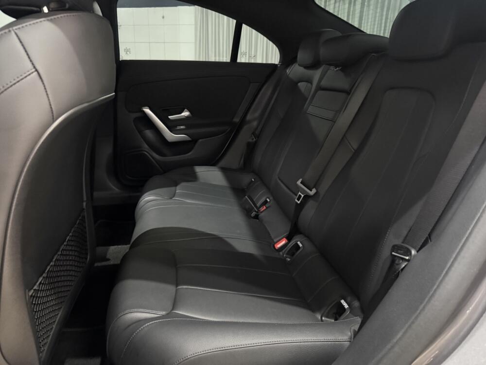 Mercedes Benz CLA 250