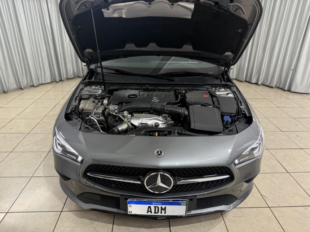 Mercedes Benz CLA 250
