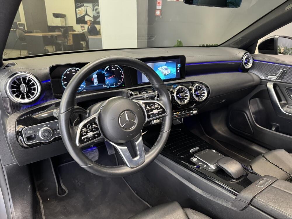 Mercedes Benz CLA 250
