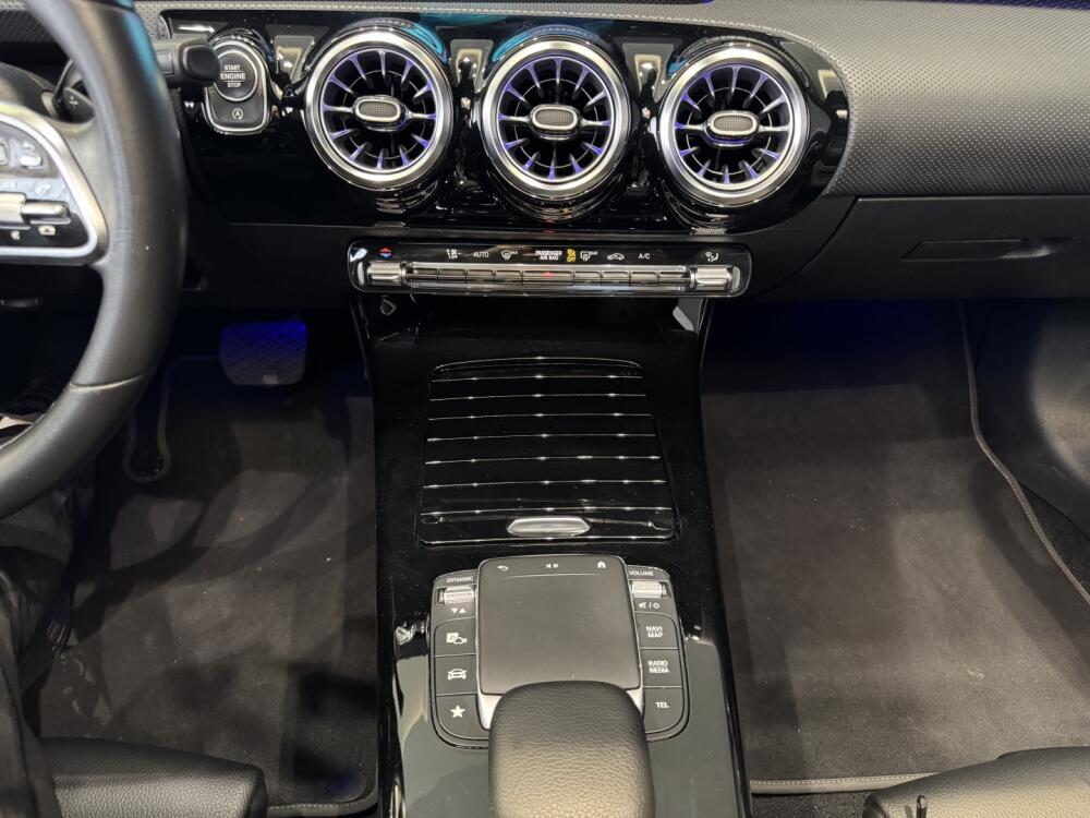 Mercedes Benz CLA 250