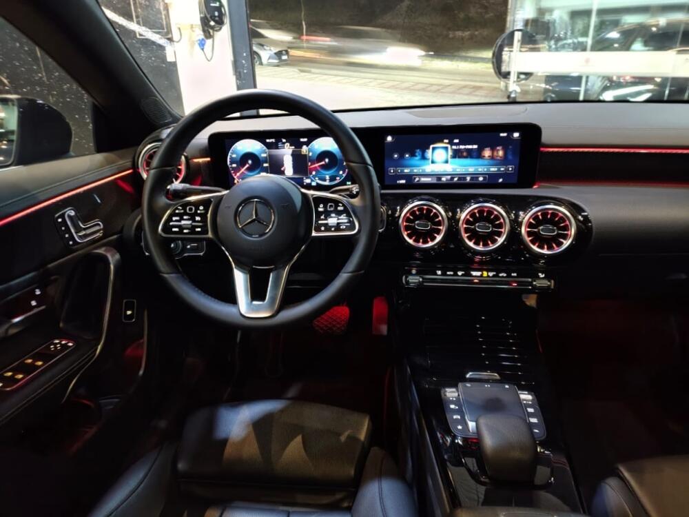 Mercedes Benz CLA 250