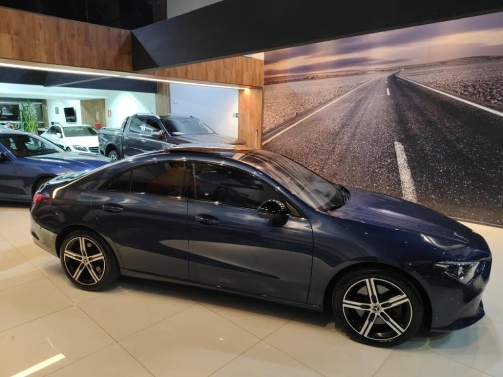 Mercedes Benz CLA 250