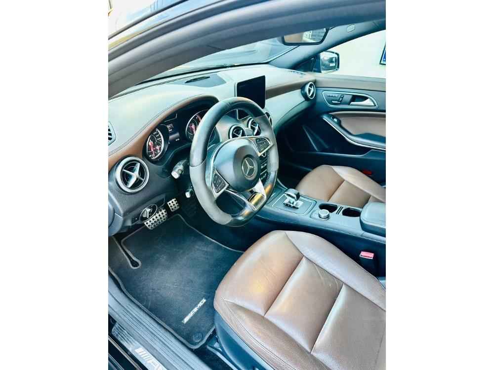 Mercedes Benz CLA 45 AMG