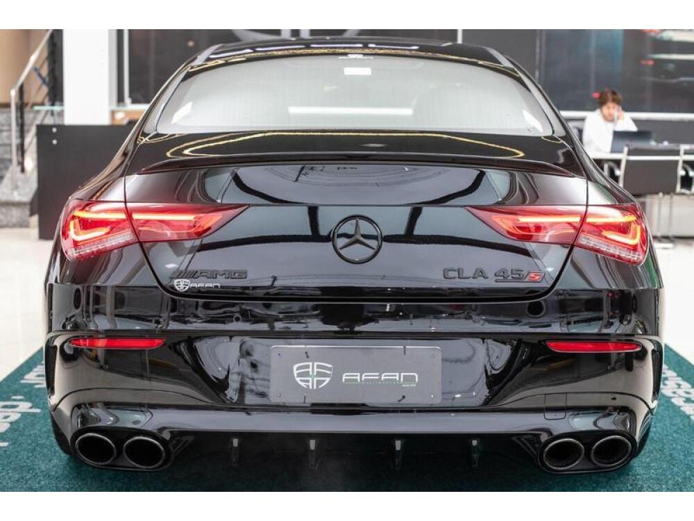 Mercedes Benz CLA 45 AMG