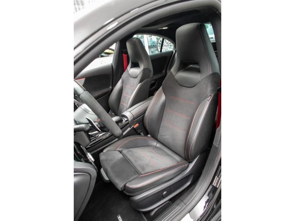 Mercedes Benz CLA 45 AMG